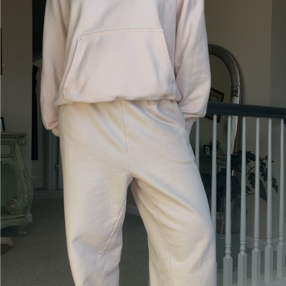 ARITZIA TNA SWEAT SET